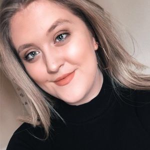 Meet your Posher, Natalie